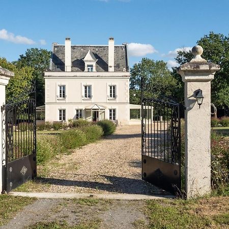 Manoir Du Val Fouzon - Beauval Bed & Breakfast La Vernelle Bagian luar foto