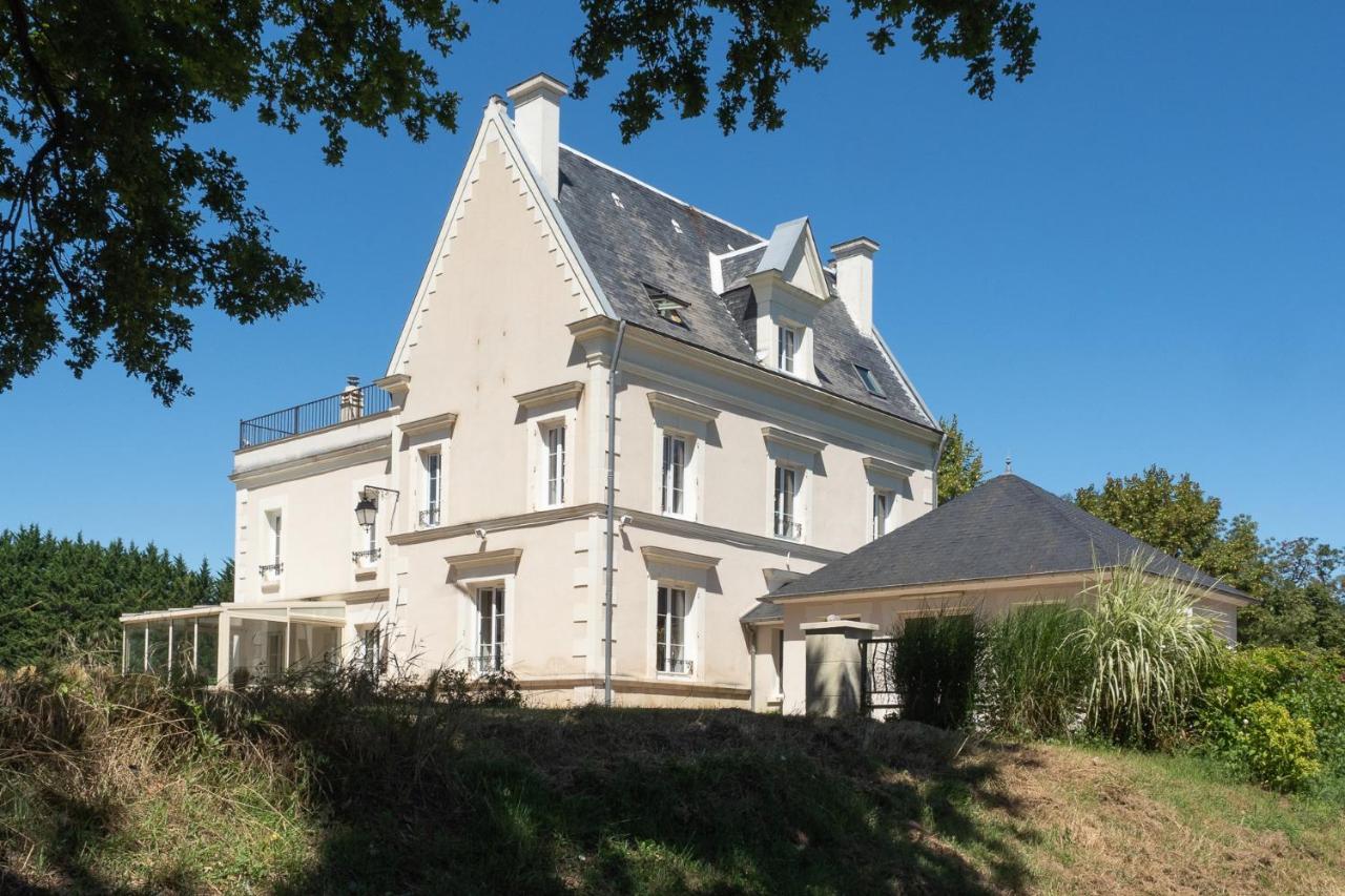 Manoir Du Val Fouzon - Beauval Bed & Breakfast La Vernelle Bagian luar foto
